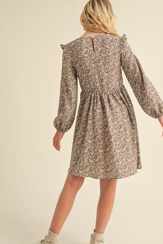 Tween Long Sleeve Smocked Dress - Calla Lily Cosmetics + CL kids