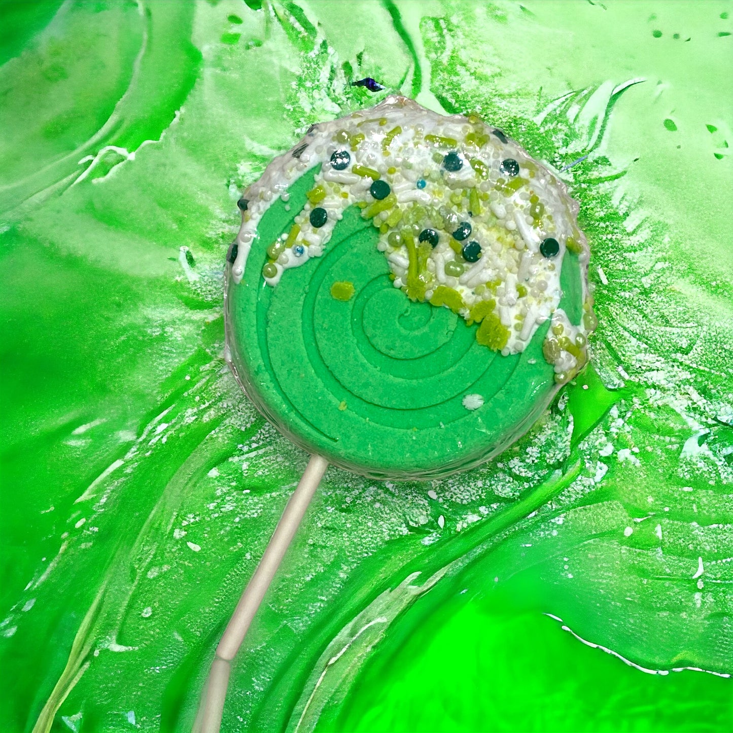 Lollipop Bath Bomb - Green - Calla Lily Cosmetics + CL kids