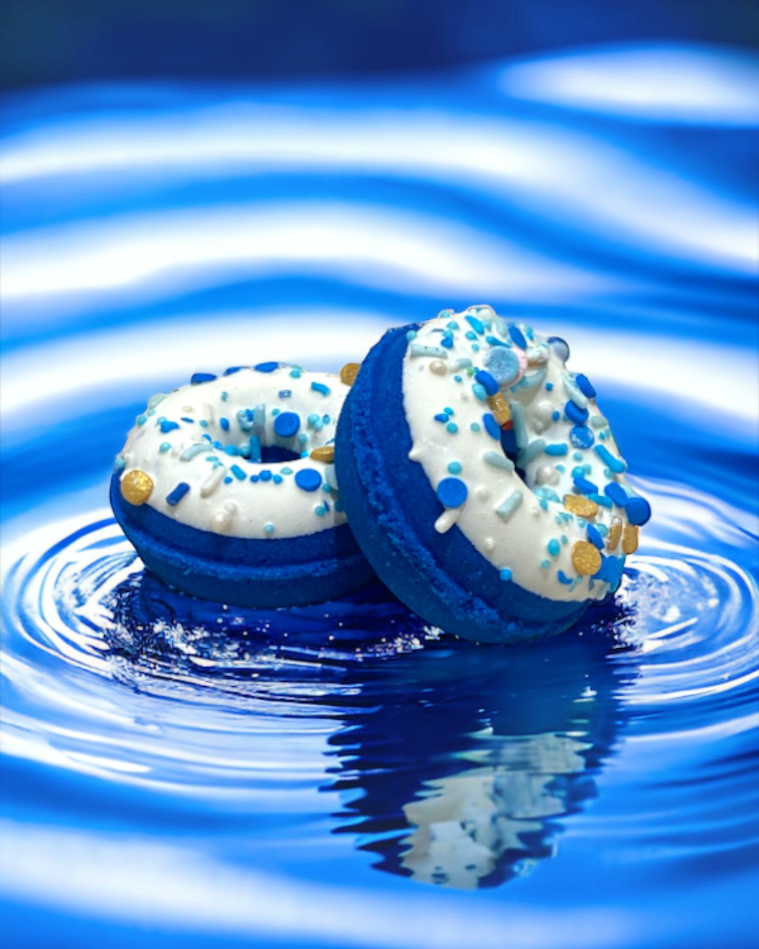 Donut Bath Bomb - Blue - Calla Lily Cosmetics + CL kids