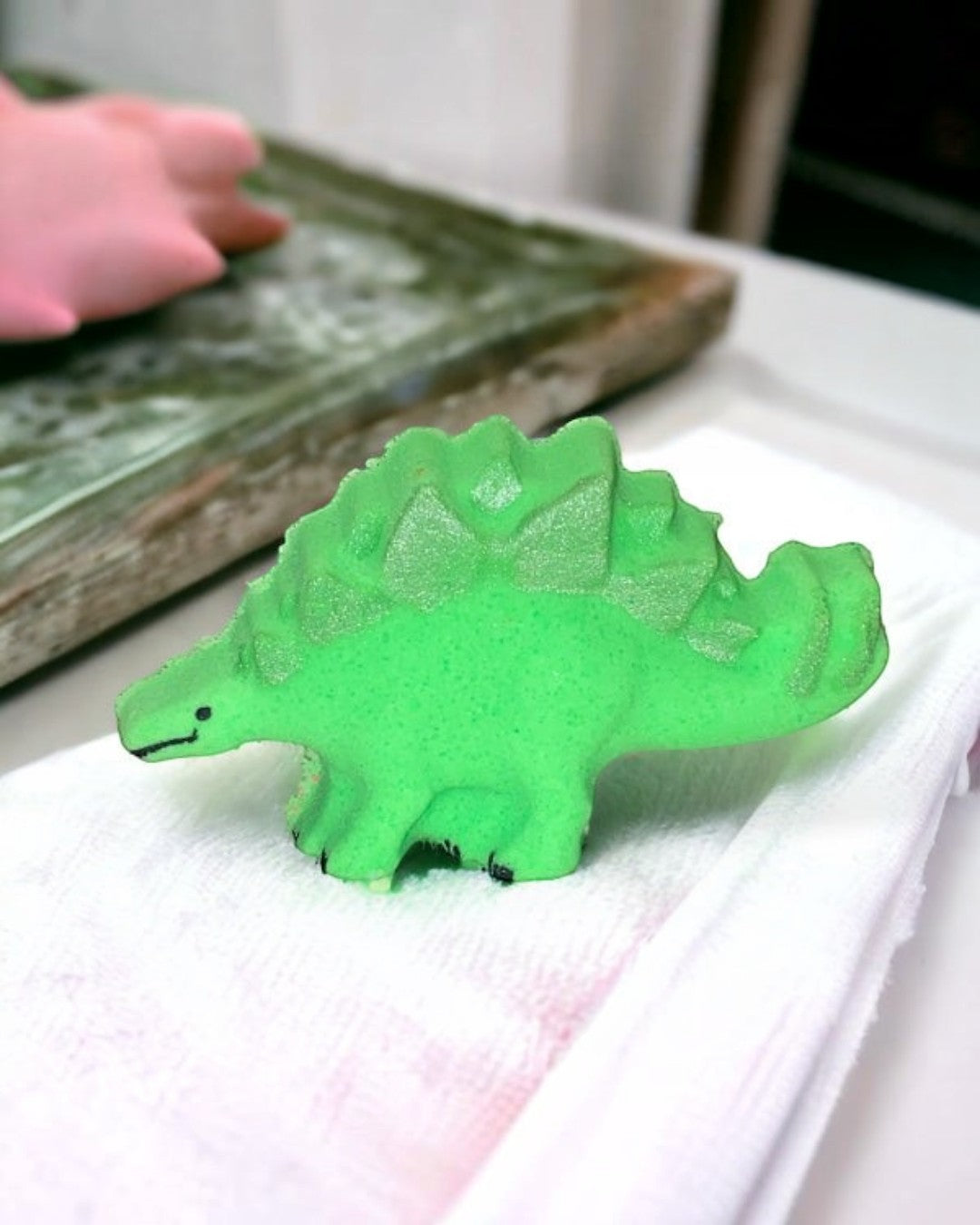 Stegosaurus Bath Bomb - Green - Calla Lily Cosmetics + CL kids