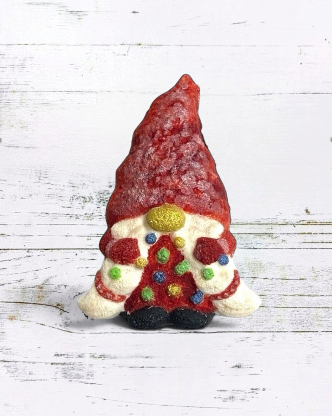 Gnome Bath Bomb - Holding tree 1