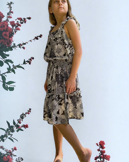 Girls 2 piece skirt set
