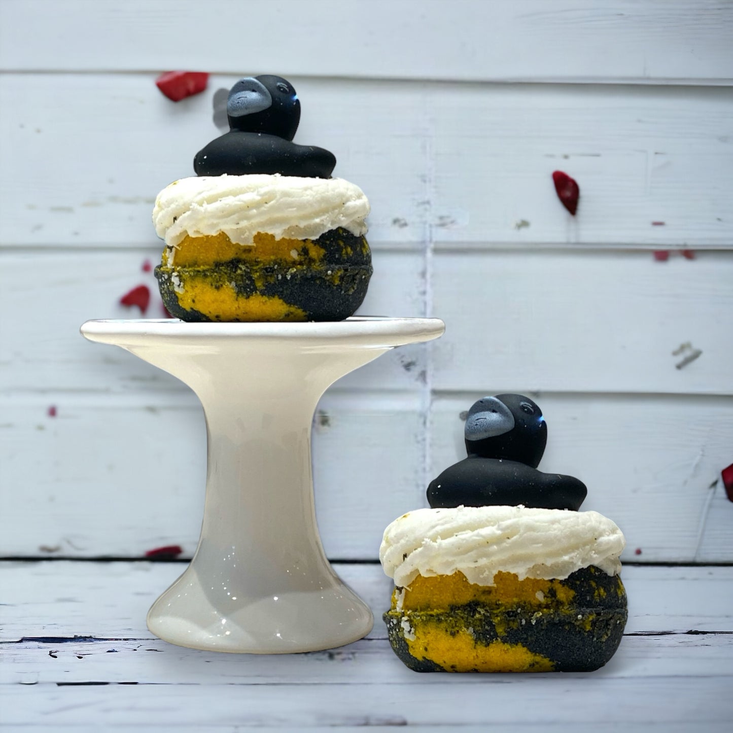 Bubbly Donut Bath Bomb - Yellow Black - Calla Lily Cosmetics + CL kids