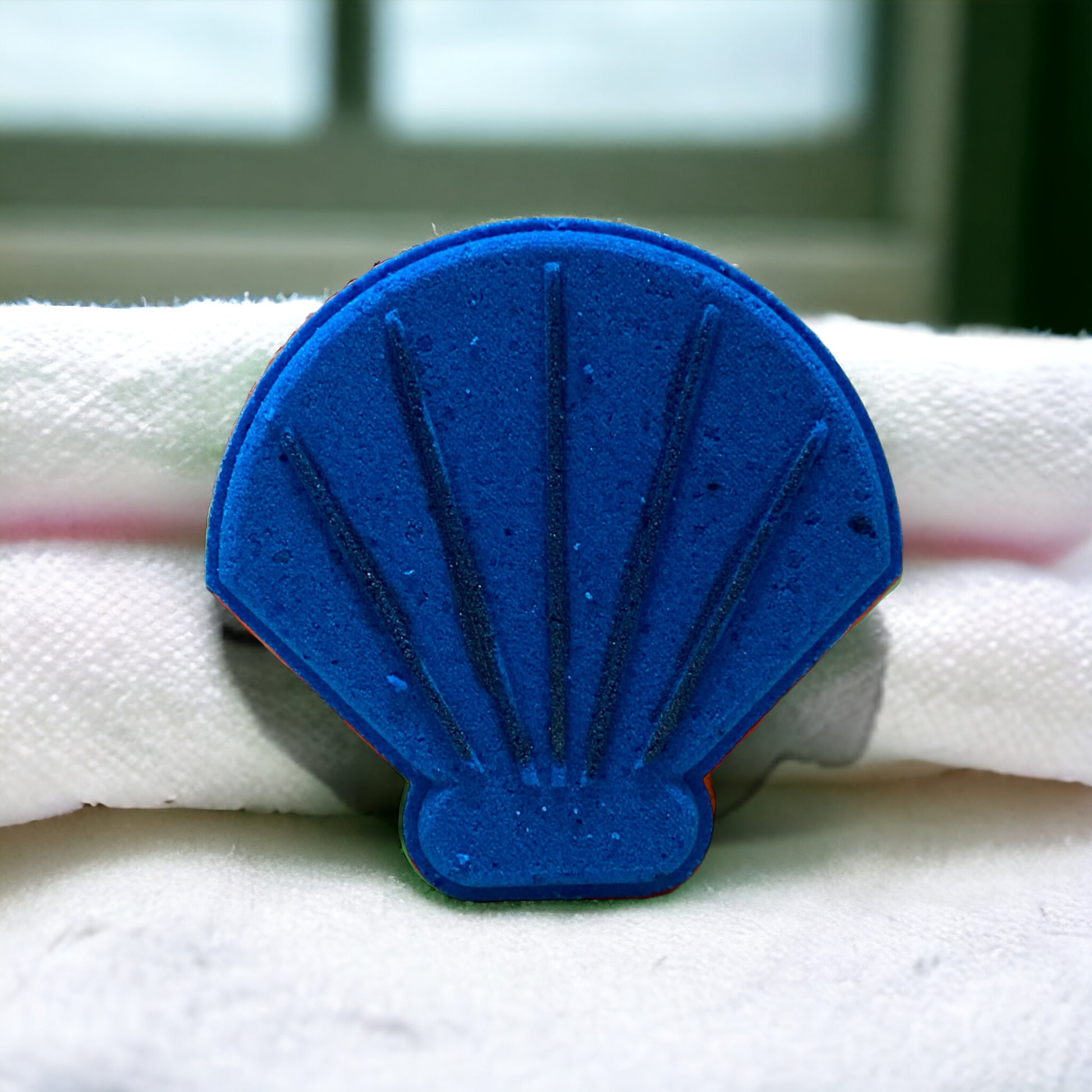 Shell Bath Bomb - Blue - Calla Lily Cosmetics + CL kids