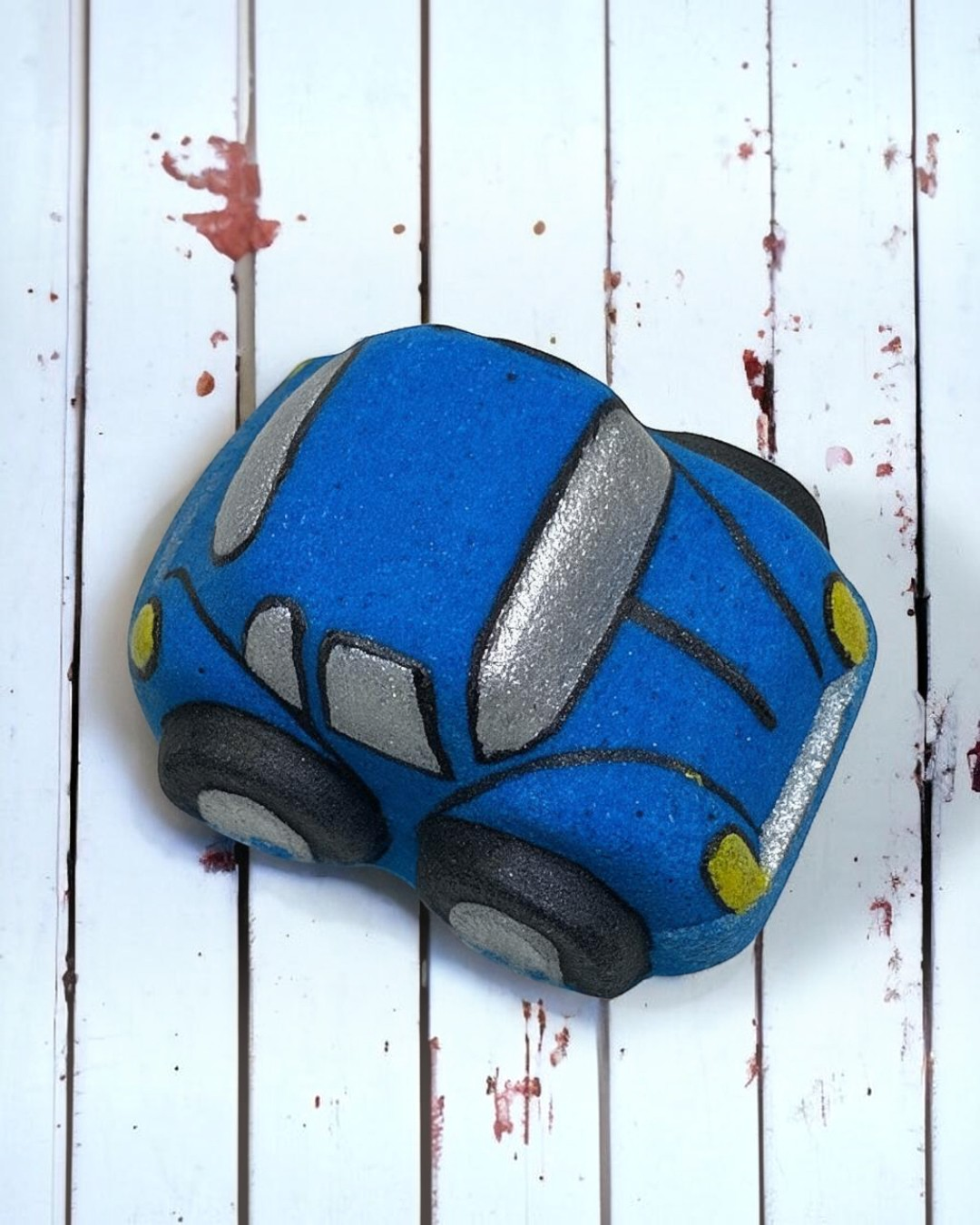 Calla Lily Cosmetics + CL kids blue Volkswagen Bug car-shaped bath bomb with silver and black details