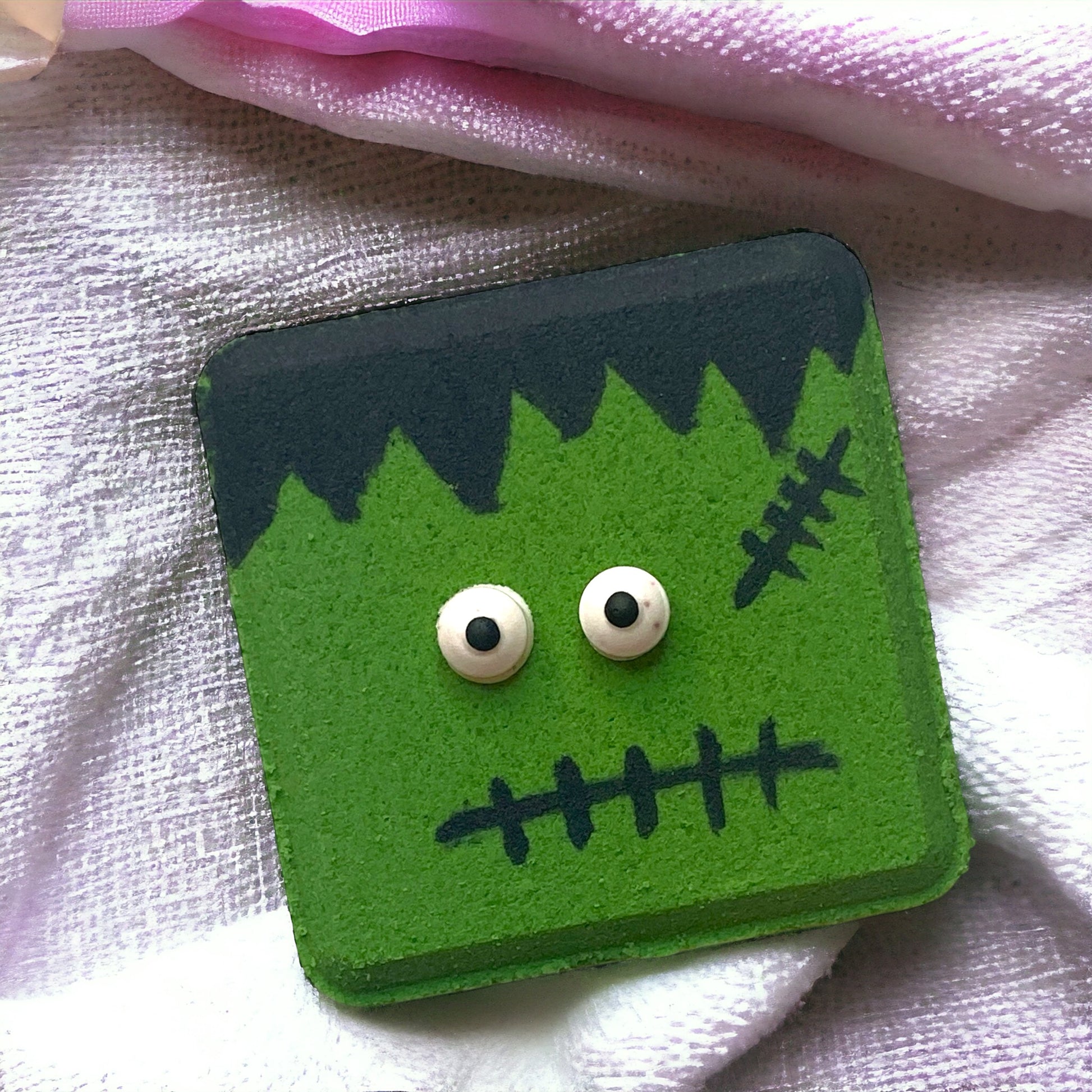 Frankenstein Bath Bomb