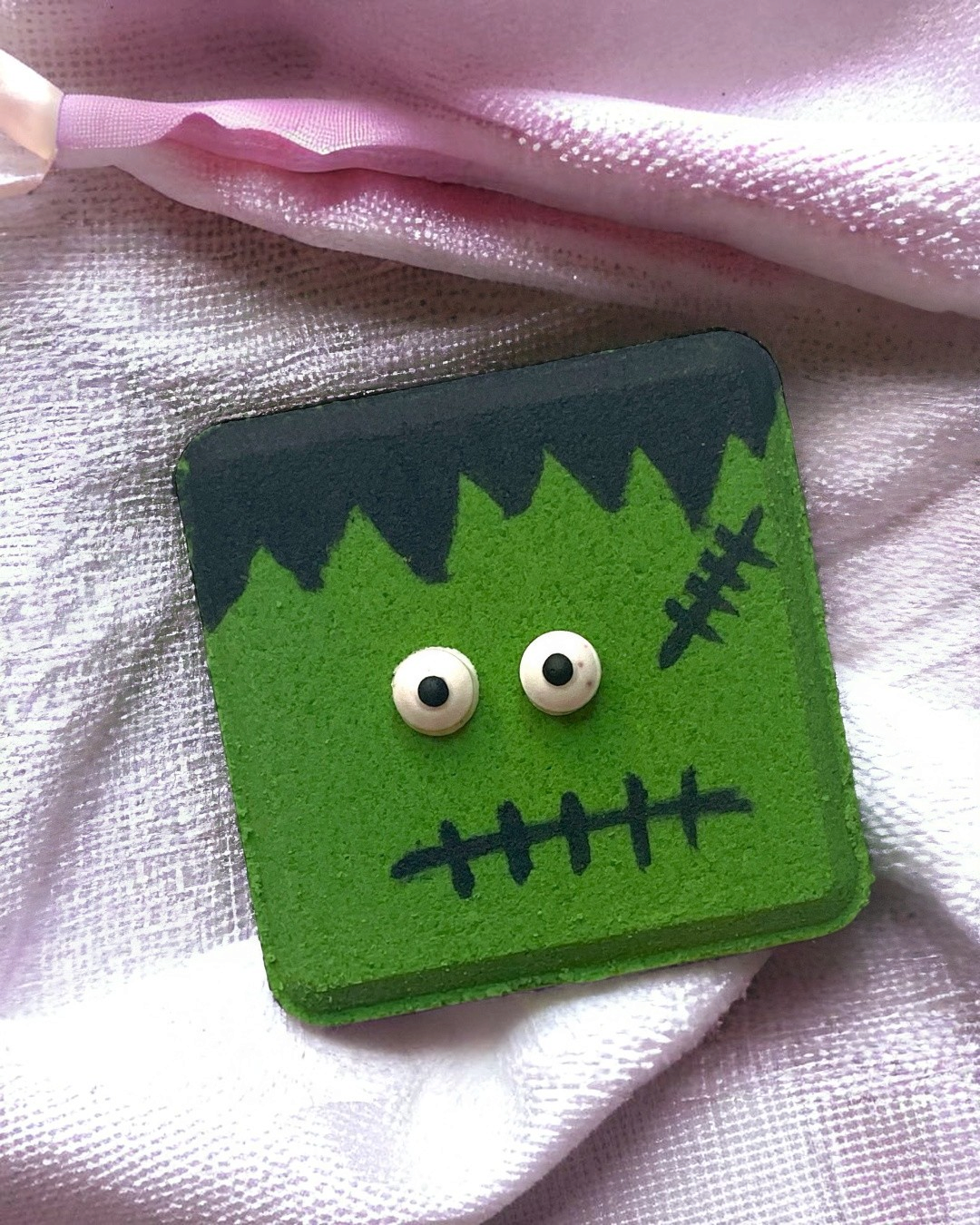 Frankenstein Bath Bomb