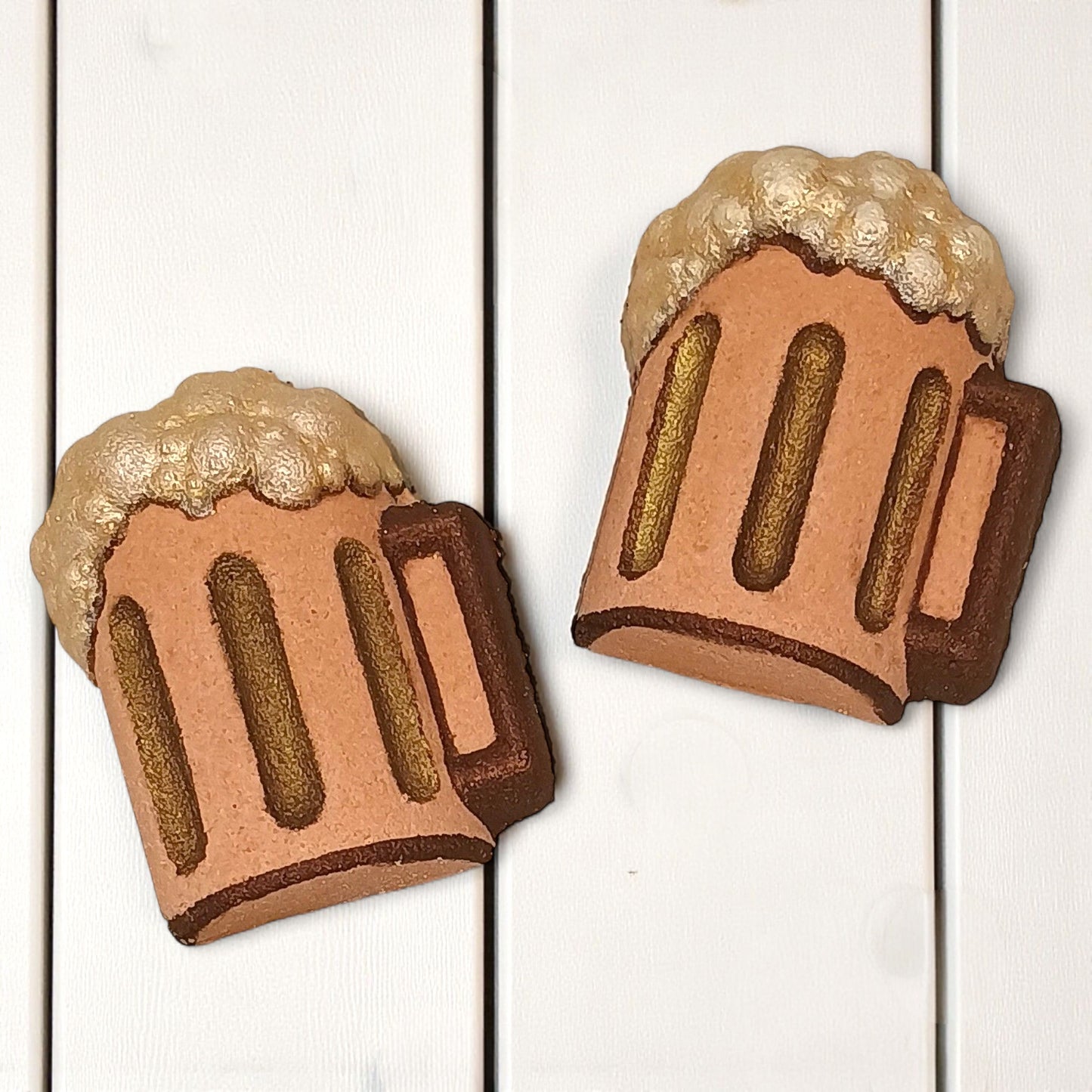 Frothy Beer or Root Beer Mug Bath Bomb