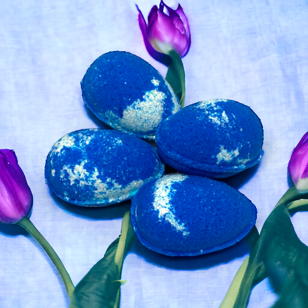Speckled Egg Bath Bomb - Blue - Calla Lily Cosmetics + CL kids
