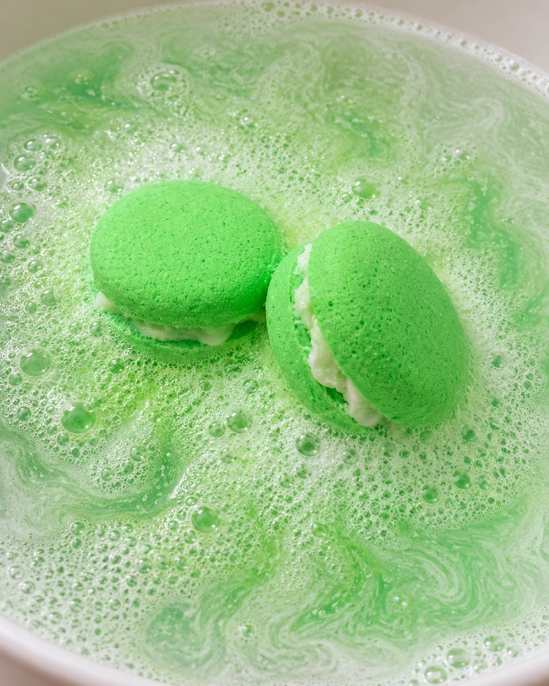 Douglas Dino Bath Bomb Cookies l Citrus l Green