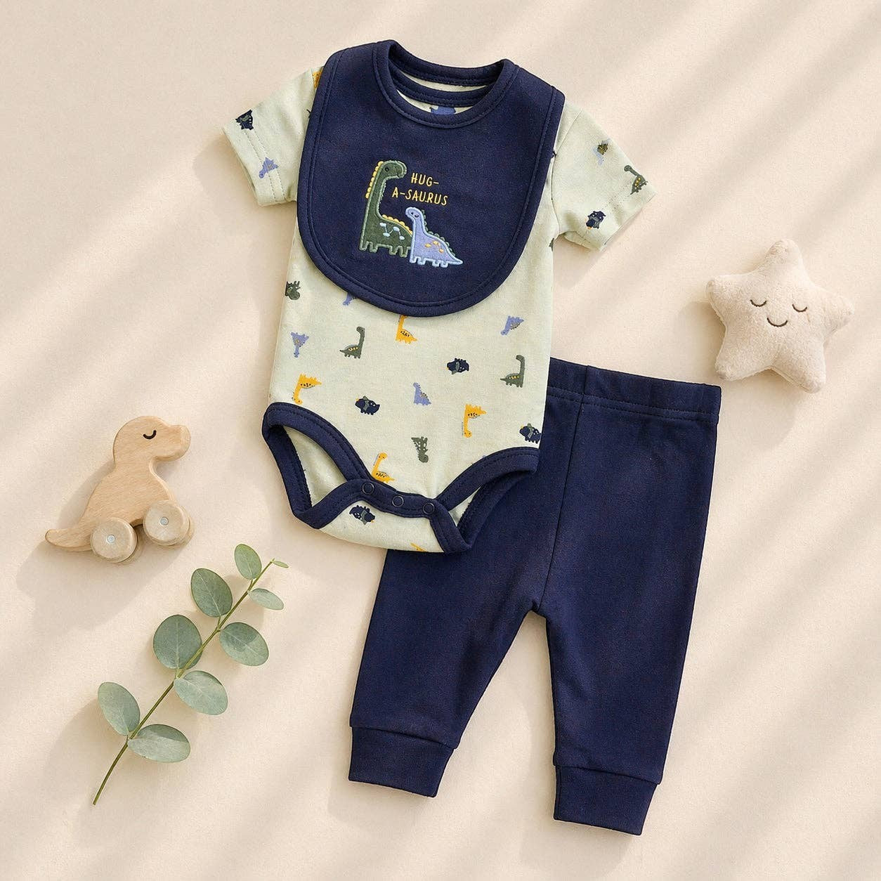 3pcs Dinosaur Bodysuit Pants & Bib Set