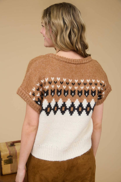 Ivory and Tan V-neck Short Sleeve Sweater