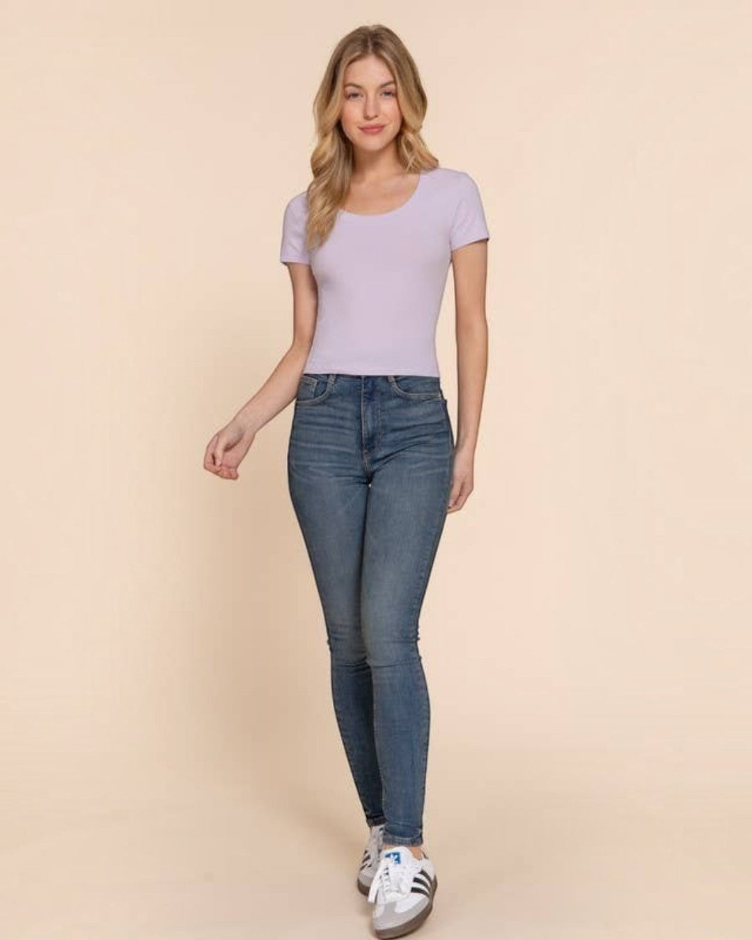Scoop Neck Cropped Tee