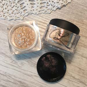 Petals Glitter Shadow - Calla Lily Cosmetics + CL kids